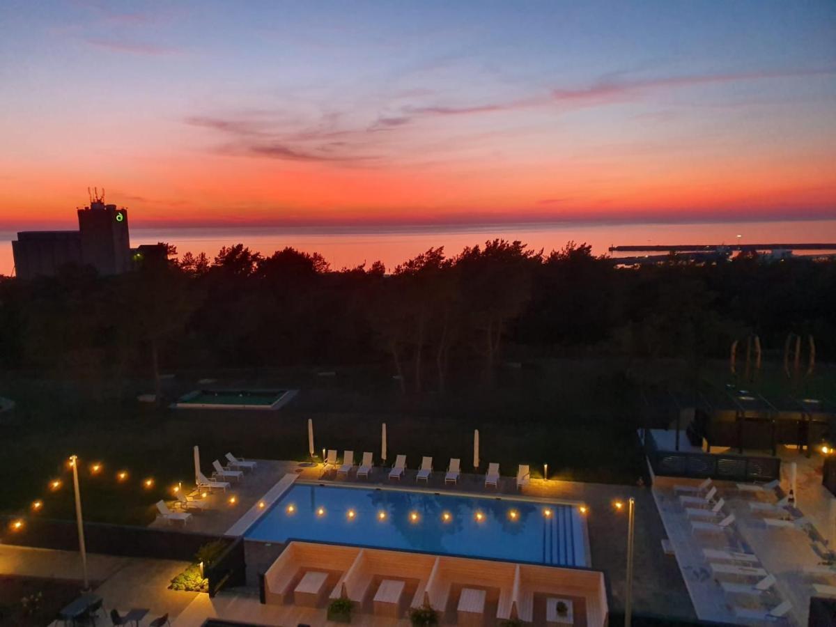First Hotel Kokoloko Вісбю Екстер'єр фото