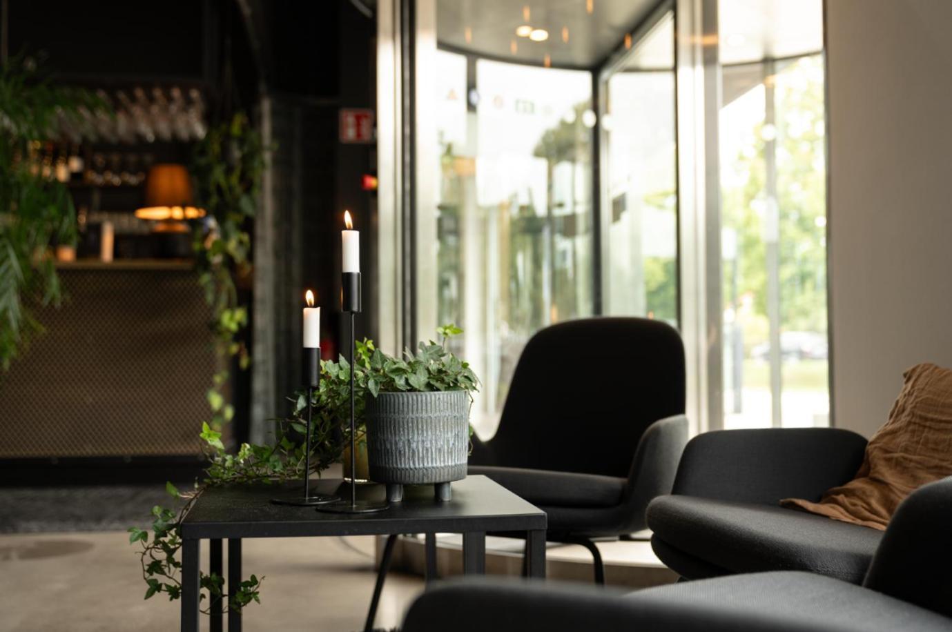 First Hotel Kokoloko Вісбю Екстер'єр фото