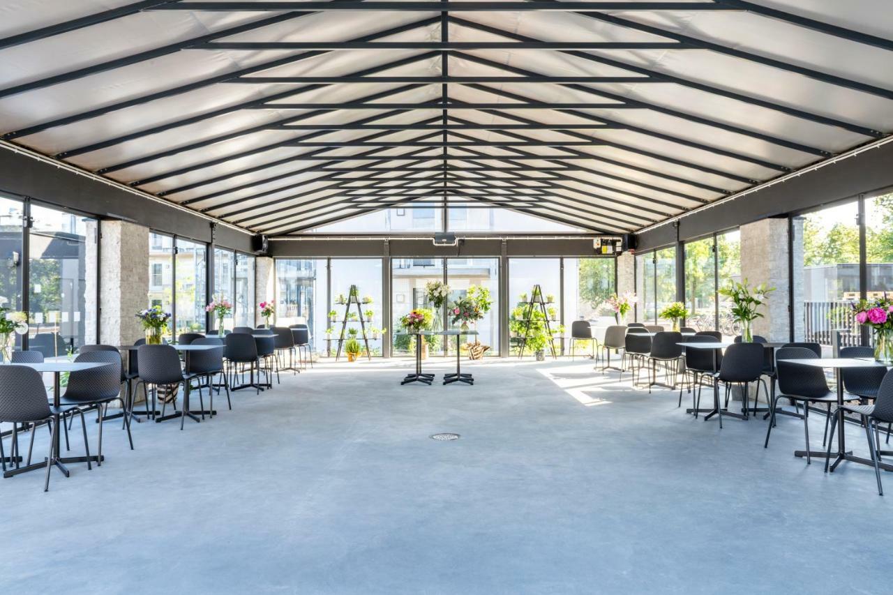 First Hotel Kokoloko Вісбю Екстер'єр фото